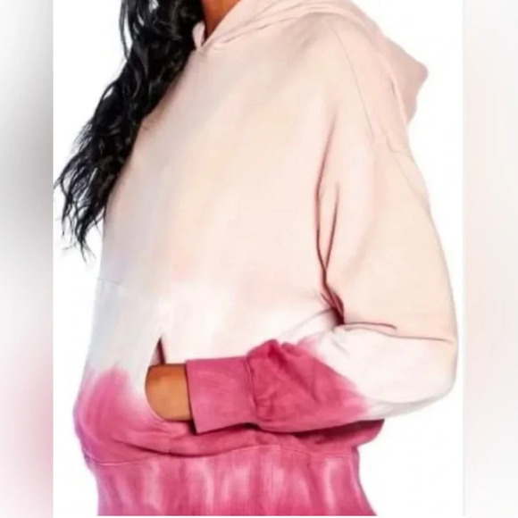 Wildfox Women’s French Terry Pink Tie Dye Ombre Hoodie size Medium - Picture 2 of 5